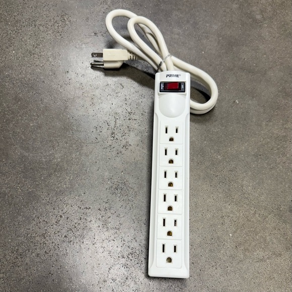 Vintage Surge Protectors APC NET7 RadioShack Prime Power Sentry Power Tap Lot - Picture 8 of 10